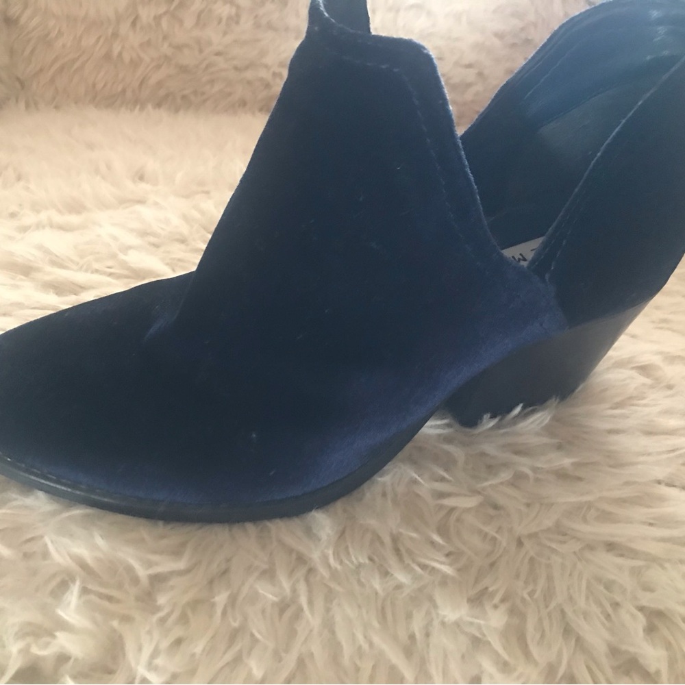 Women's Blue Velvet Ankle Boots